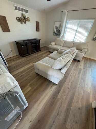 Cedar-Knoll-Laminate-Flooring-Windsor-Colorado-24-05