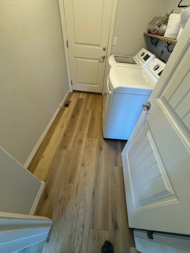 Cedar-Knoll-Laminate-Flooring-Windsor-Colorado-24-06