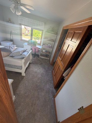 Fort Collins Carpet Installation with Wrapped Stairs – Elevated III Rodeo