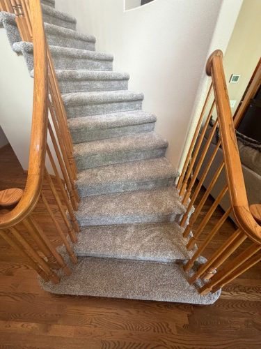 Fort Collins Carpet Installation with Wrapped Stairs – Elevated III Rodeo