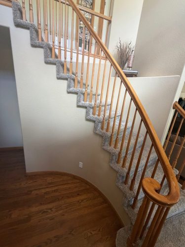 Fort Collins Carpet Installation with Wrapped Stairs – Elevated III Rodeo