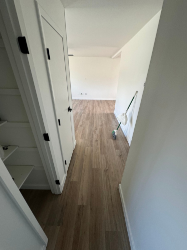 Fort Collins Luxury Vinyl Plank Installers - Color Driftwood