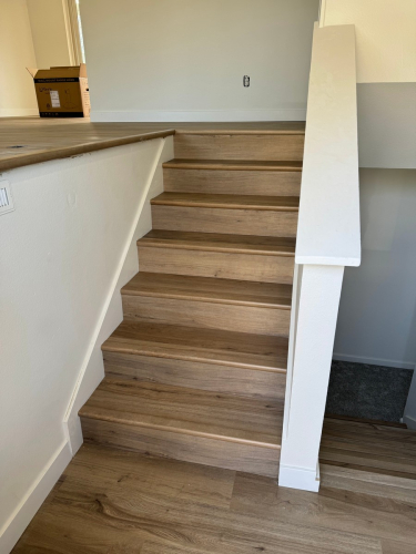 Fort Collins Luxury Vinyl Plank Installers - Color Driftwood